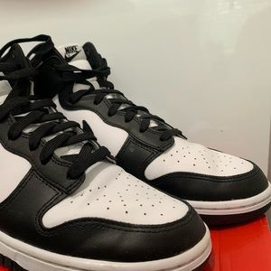 Nike Dunk High Retro Panda